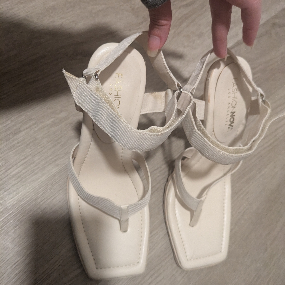White Fashion Nova Women's Heels. Size 7.5